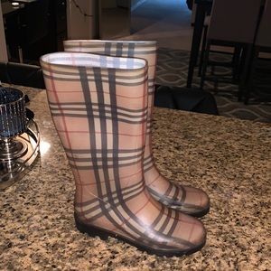 Burberry rain boots